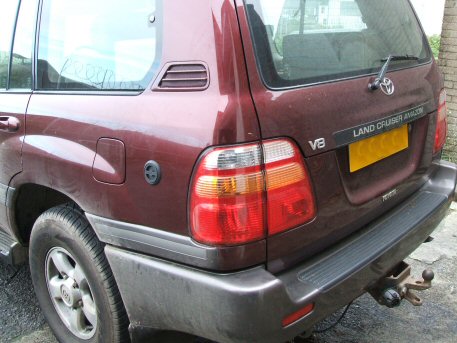 LPG Conversion Toyota Landcruiser 4.7L V8 year 2004 with LPG Filling point