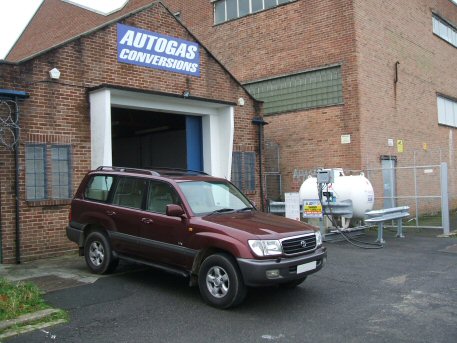 LPG Conversion Toyota Landcruiser 4.7L V8 year 2004 with BRC Multipoint Gas Injection System