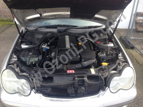 LPG Conversion MERCEDES-BENZ C200 KOMPRESSOR year 2004 with Multipoint Gas Injection System