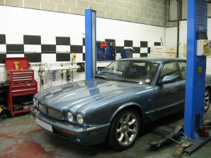 LPG Conversion Jaguar XJR Supercharged 4.0L V8 year 2000